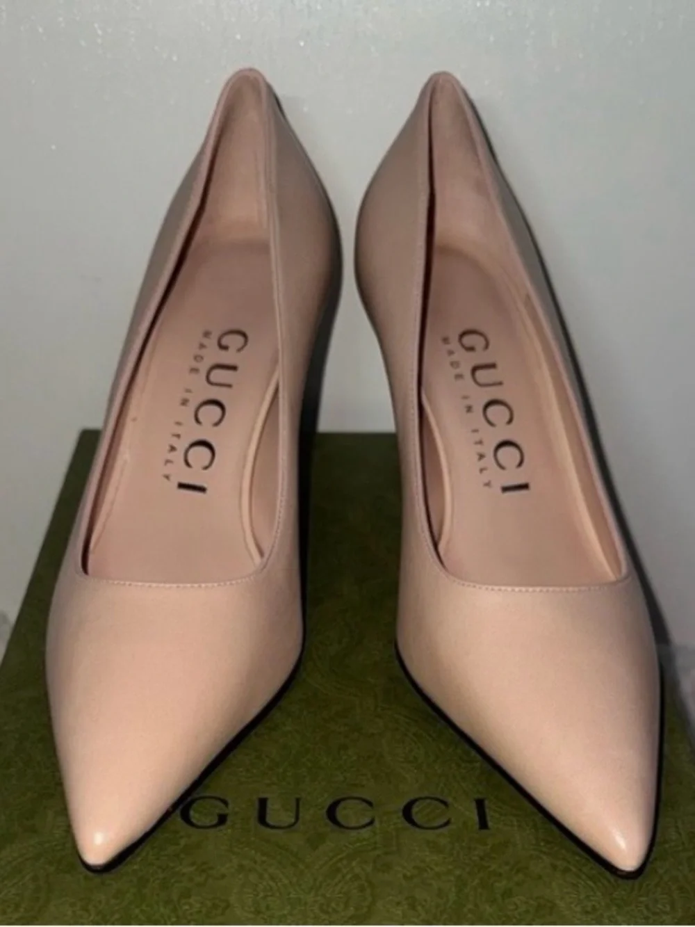 Gucci Leather Pointed Toe Double G Mid-Heel Slip On Pump Women’s Size 6 - Picture 9 of 10